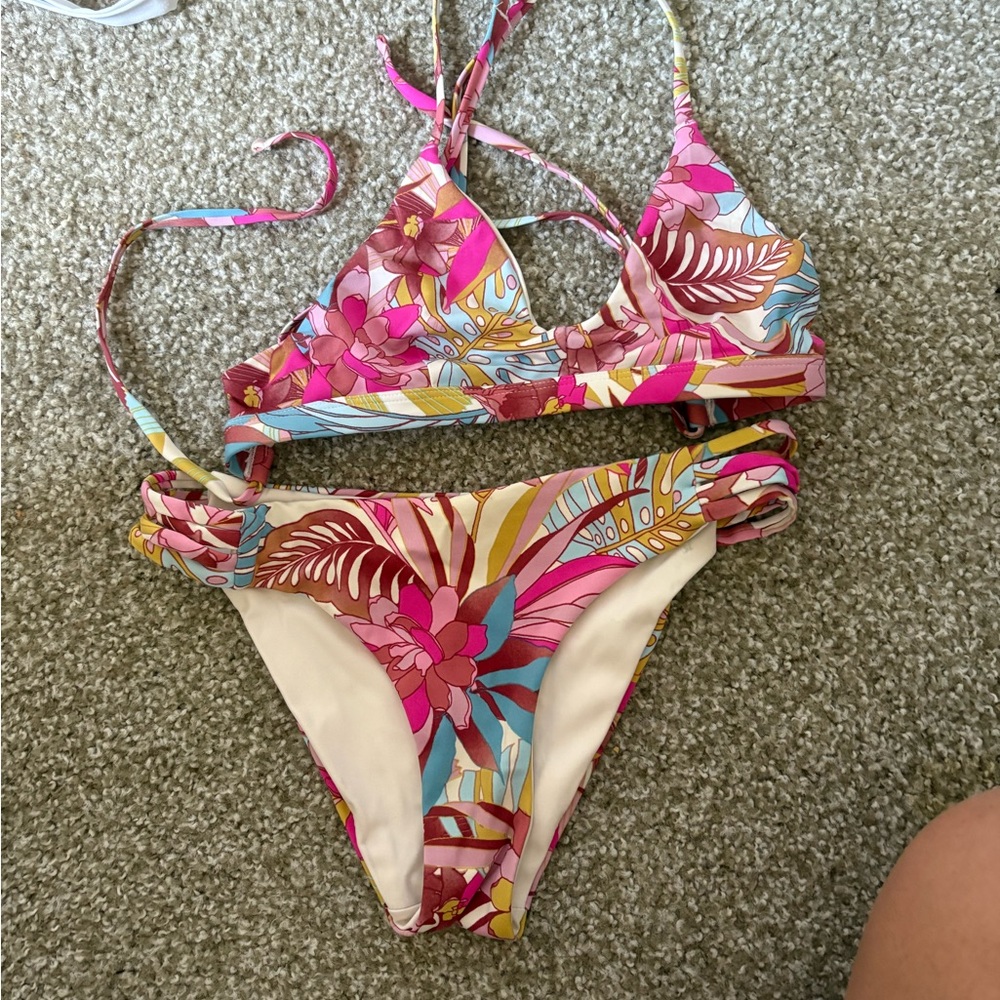 Hurley Pink and Cream Floral Bikini